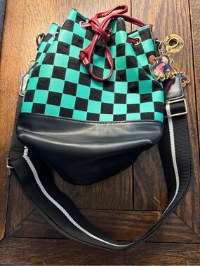 Demon Slayer Kimetsu no Yaiba Tanjiro Crossbody Bucket Bag Box Lunch Evclusive